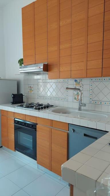 Giulia Town House Tra Citta E Mare Lejlighed Salerno Eksteriør billede