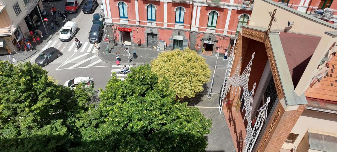 Giulia Town House Tra Citta E Mare Lejlighed Salerno Eksteriør billede